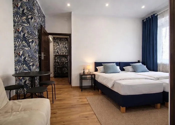 Hotel cerca del colegio: Hostel Helvetia Rooms Warsaw City Center And Old Town